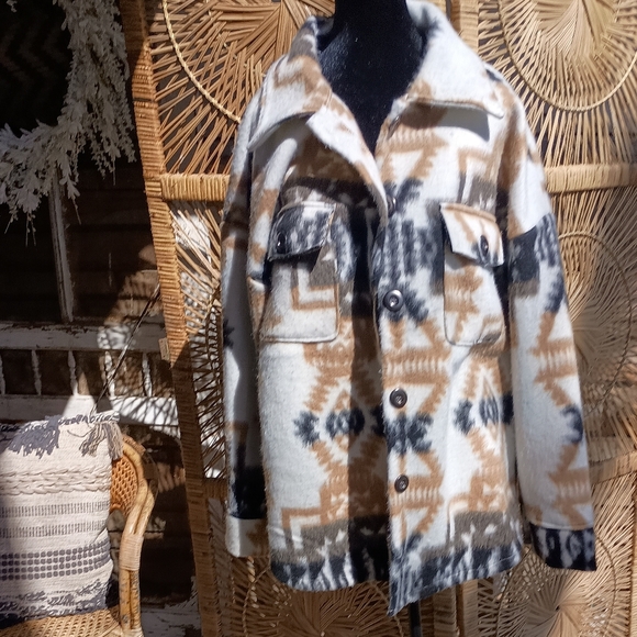 Elan Women's Patterned Jacket - Black, Brown, White_Large - Picture 4 of 9